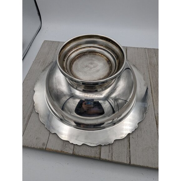 Wm A Rogers By Oneida Ltd Silversmiths 10” Dish Pedestal Bowl w/ Lid Etched - Picture 9 of 12